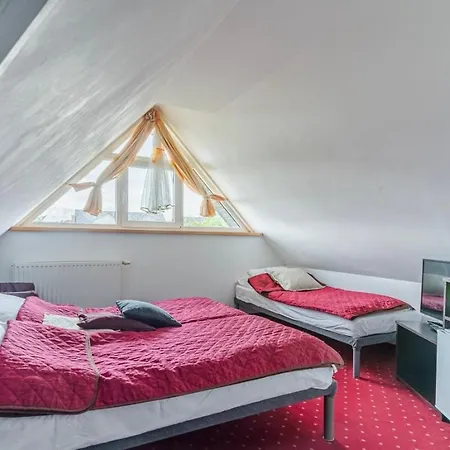 فندق مبيت وإفطار Lux 3*