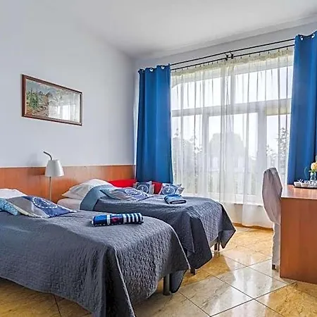 Lux 3*